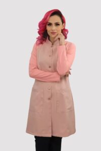 Como escolher o melhor jaleco feminino acinturado?